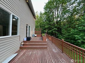 9525 S 221st Place, Kent WA 98031