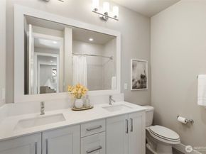 8784 NE Winslow Grove Ct, Bainbridge Island WA 98110