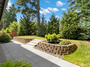 8784 NE Winslow Grove Ct, Bainbridge Island WA 98110
