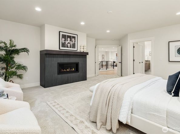 1806 154th Avenue SE, Bellevue WA 98007