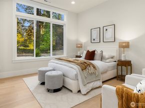 1806 154th Avenue SE, Bellevue WA 98007
