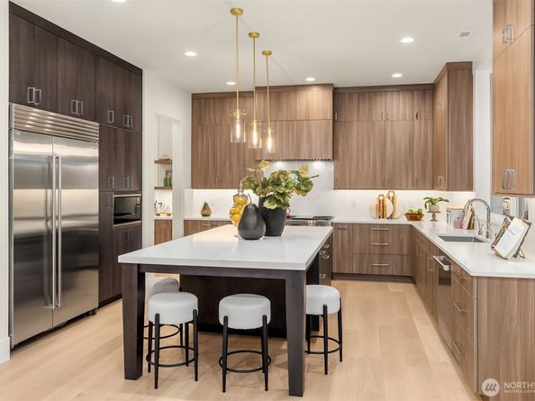 1806 154th Avenue SE, Bellevue WA 98007
