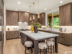 1806 154th Avenue SE, Bellevue WA 98007