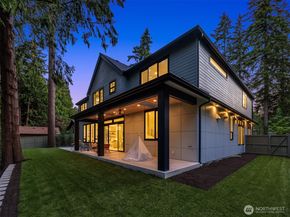 1806 154th Avenue SE, Bellevue WA 98007