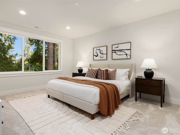 1806 154th Avenue SE, Bellevue WA 98007