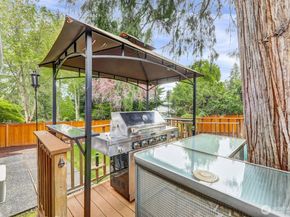 2212 186th Avenue NE, Redmond WA 98052