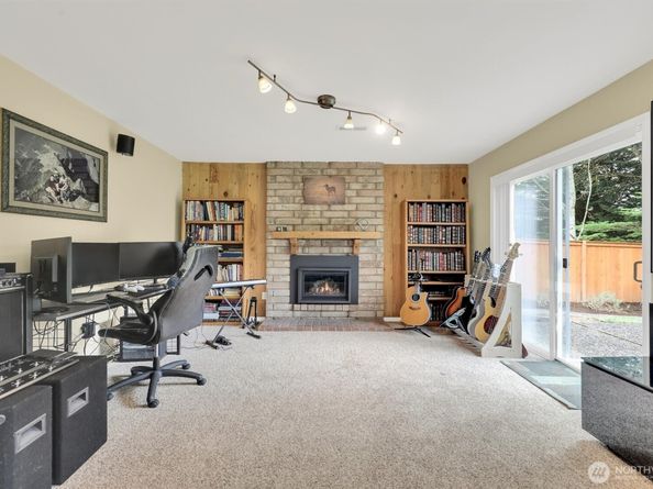 2212 186th Avenue NE, Redmond WA 98052