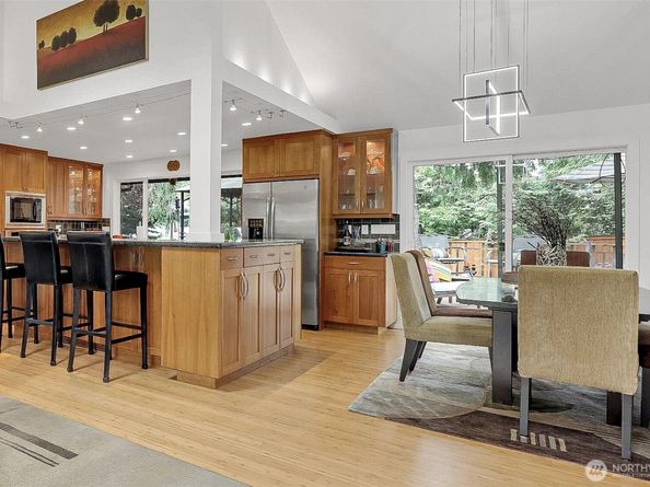 2212 186th Avenue NE, Redmond WA 98052