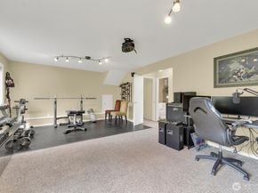 2212 186th Avenue NE, Redmond WA 98052