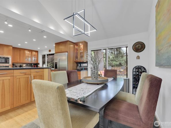 2212 186th Avenue NE, Redmond WA 98052