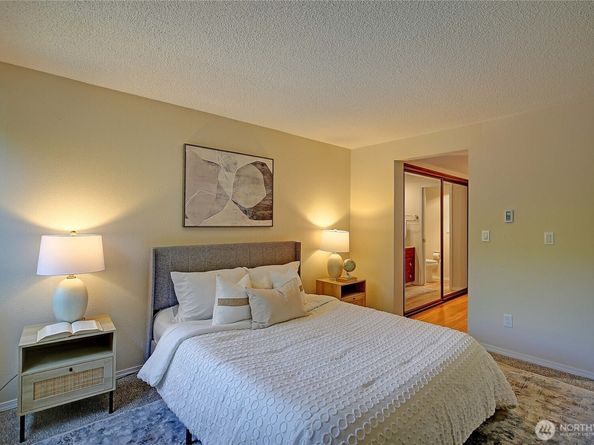 4641 W Lake Sammamish Parkway SE F205, Issaquah WA 98027