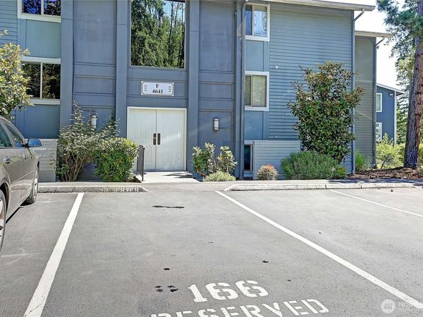 4641 W Lake Sammamish Parkway SE F205, Issaquah WA 98027