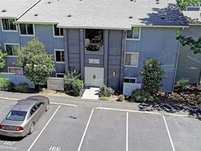 4641 W Lake Sammamish Parkway SE F205, Issaquah WA 98027