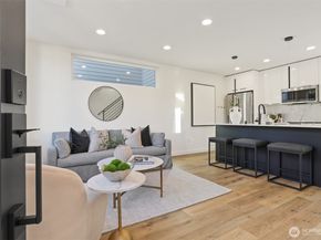 8757 Palatine Avenue N B, Seattle WA 98103