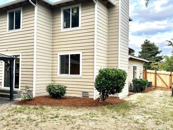 10900 SE 219th Place, Kent WA 98031