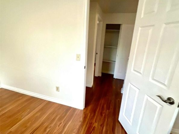 10900 SE 219th Place, Kent WA 98031