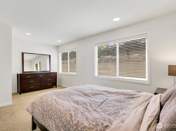 9520 Rainier Avenue S 202, Seattle WA 98118