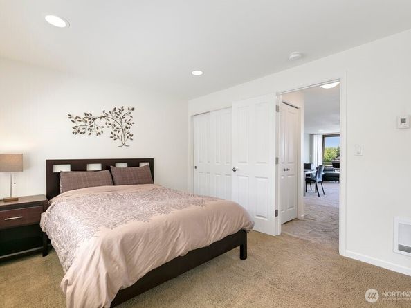 9520 Rainier Avenue S 202, Seattle WA 98118