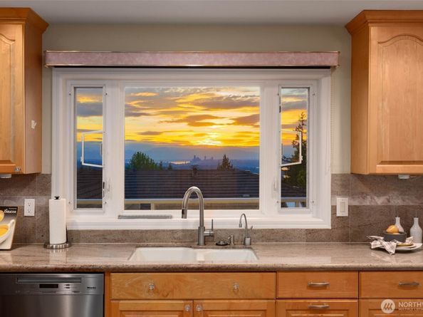 5310 143rd Avenue SE, Bellevue WA 98006