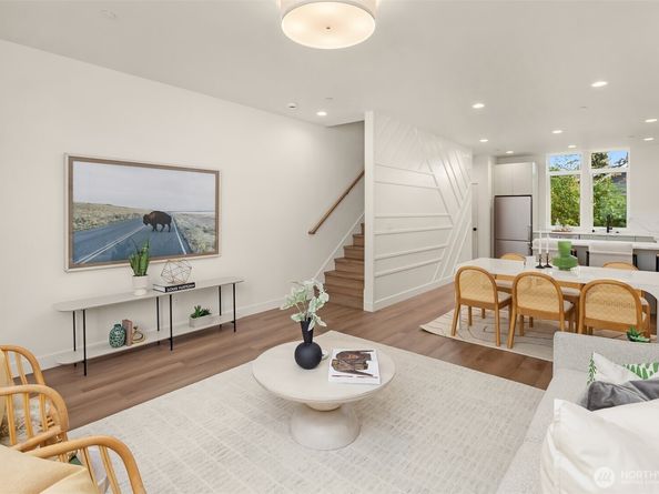 1615 N 50th Street B, Seattle WA 98103