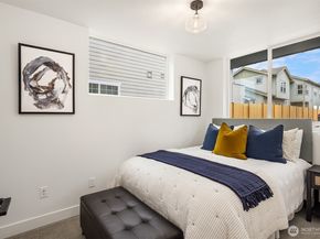 13548 39th Avenue NE B, Seattle WA 98125