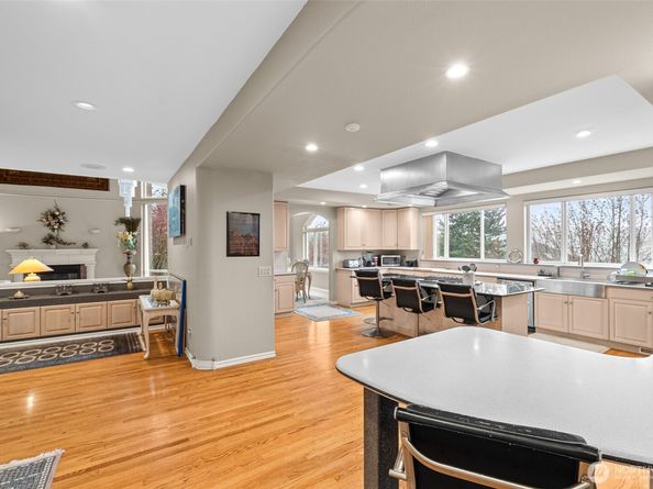 10316 NE 153rd Place, Bothell WA 98011