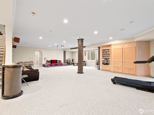 10316 NE 153rd Place, Bothell WA 98011