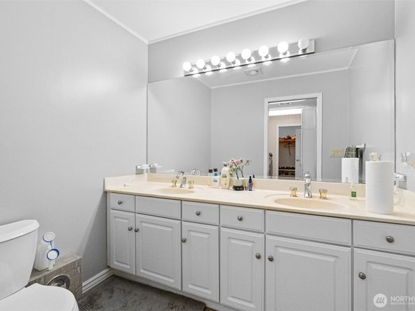 10316 NE 153rd Place, Bothell WA 98011