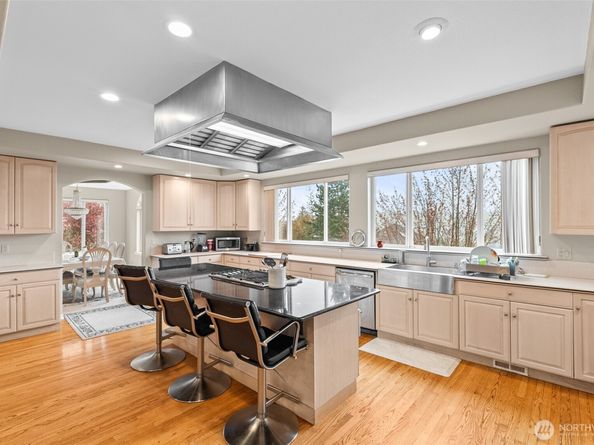 10316 NE 153rd Place, Bothell WA 98011