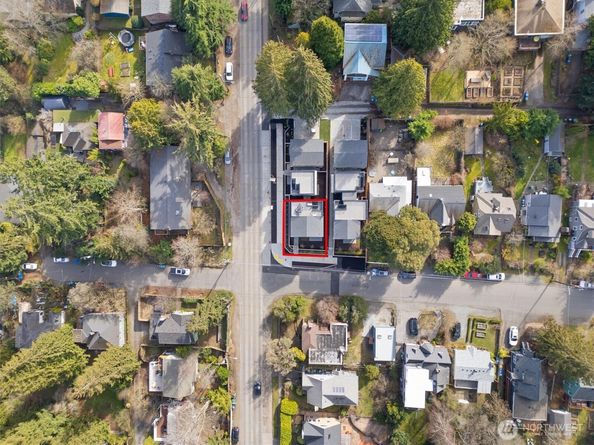1261 NE 100th Street, Seattle WA 98125