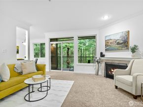 25025 SE Klahanie Boulevard D204, Sammamish WA 98029