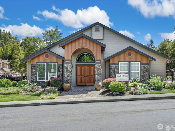 25025 SE Klahanie Boulevard D204, Sammamish WA 98029