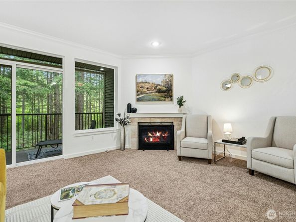 25025 SE Klahanie Boulevard D204, Sammamish WA 98029