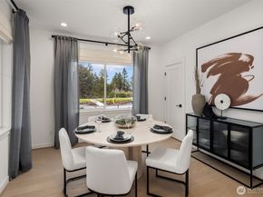 13472 (HS 8) NE 112th Place, Redmond WA 98052