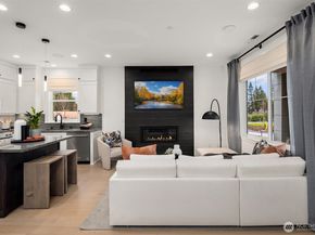 13472 (HS 8) NE 112th Place, Redmond WA 98052