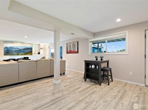 3415 Garden Avenue N, Renton WA 98056