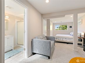 3415 Garden Avenue N, Renton WA 98056