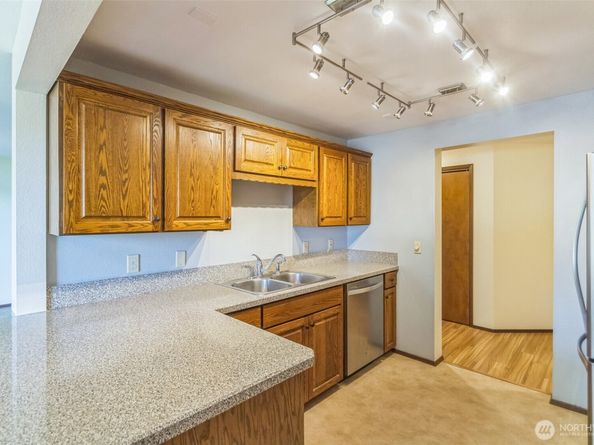 921 Pershing Avenue 203, Bremerton WA 98312