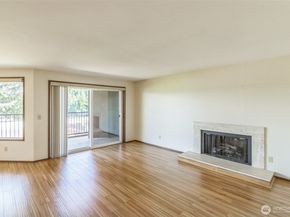 921 Pershing Avenue 203, Bremerton WA 98312