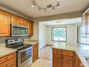 921 Pershing Avenue 203, Bremerton WA 98312
