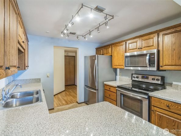 921 Pershing Avenue 203, Bremerton WA 98312
