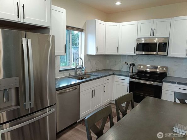9025 38th Avenue S, Seattle WA 98118