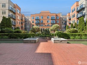 2415 2nd Avenue 438, Seattle WA 98121