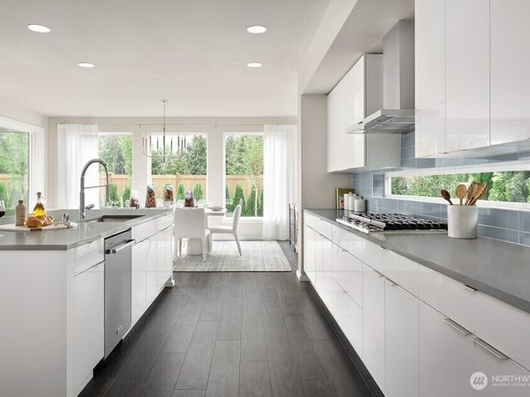 24211 118th Place SE, Kent WA 98030