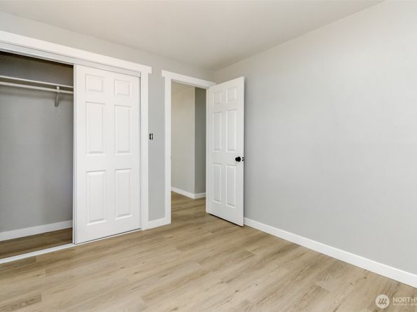 838 S 316th Street, Federal Way WA 98003