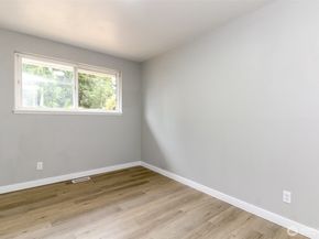 838 S 316th Street, Federal Way WA 98003