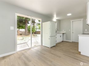 838 S 316th Street, Federal Way WA 98003