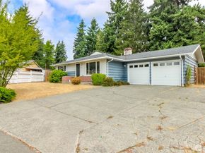 838 S 316th Street, Federal Way WA 98003