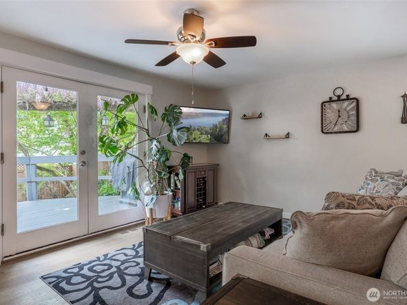 2656 168th Avenue NE, Bellevue WA 98008