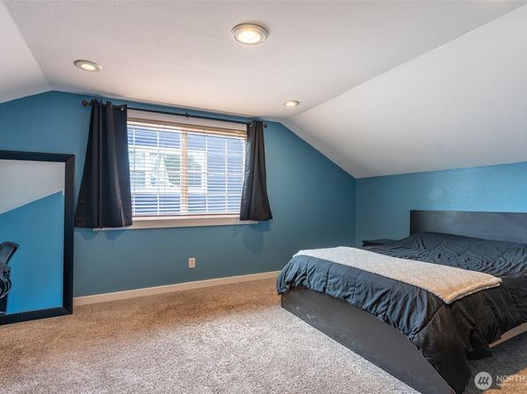 2656 168th Avenue NE, Bellevue WA 98008